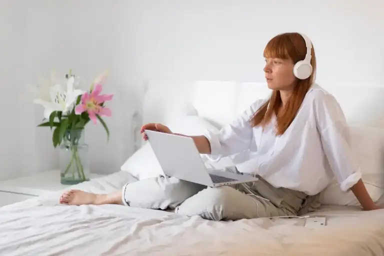 sleep learning headphones bed