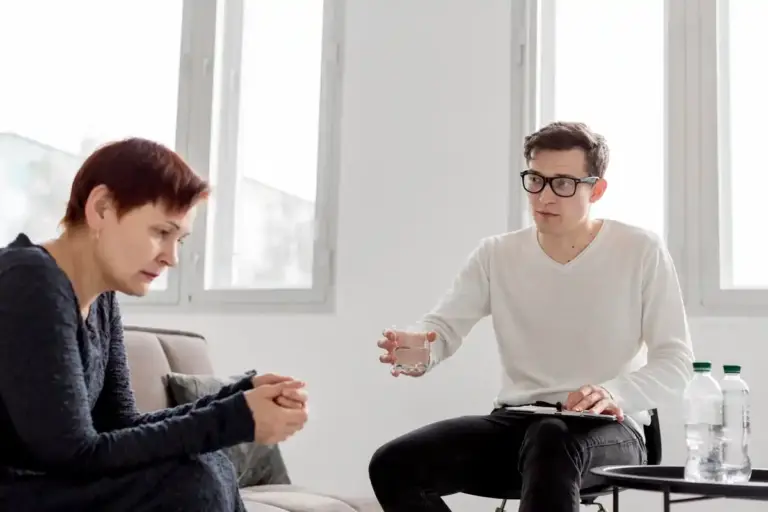 psychologist helping during tough conversation