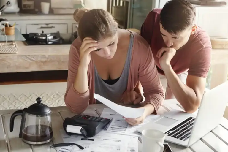 dutch people earning passive income at home