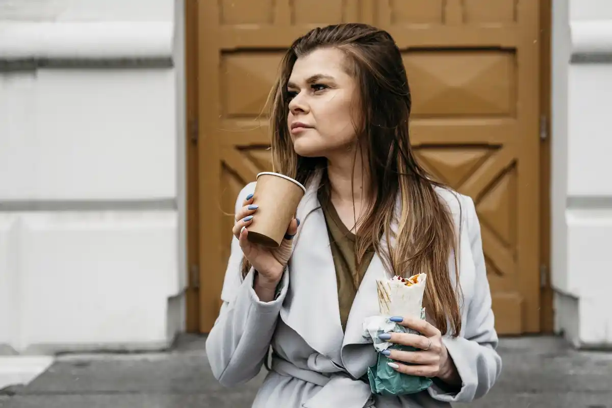 dutch coffee to go street lifestyle budget