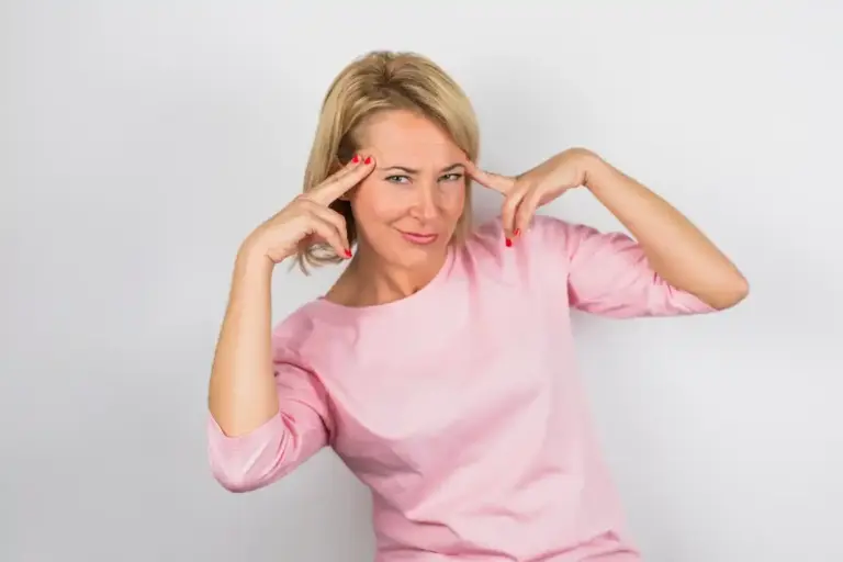 natural facial exercises Dutch middle aged woman