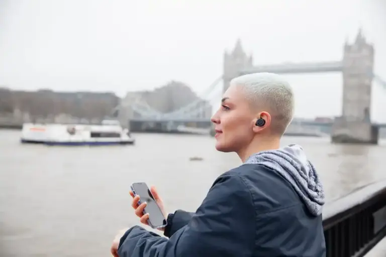 AirPods live listen feature real life Netherlands