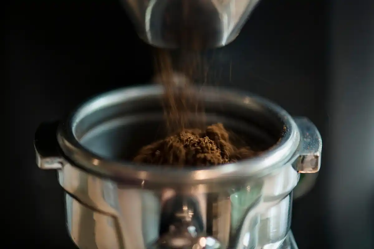 coffee grounds in Dutch kitchen