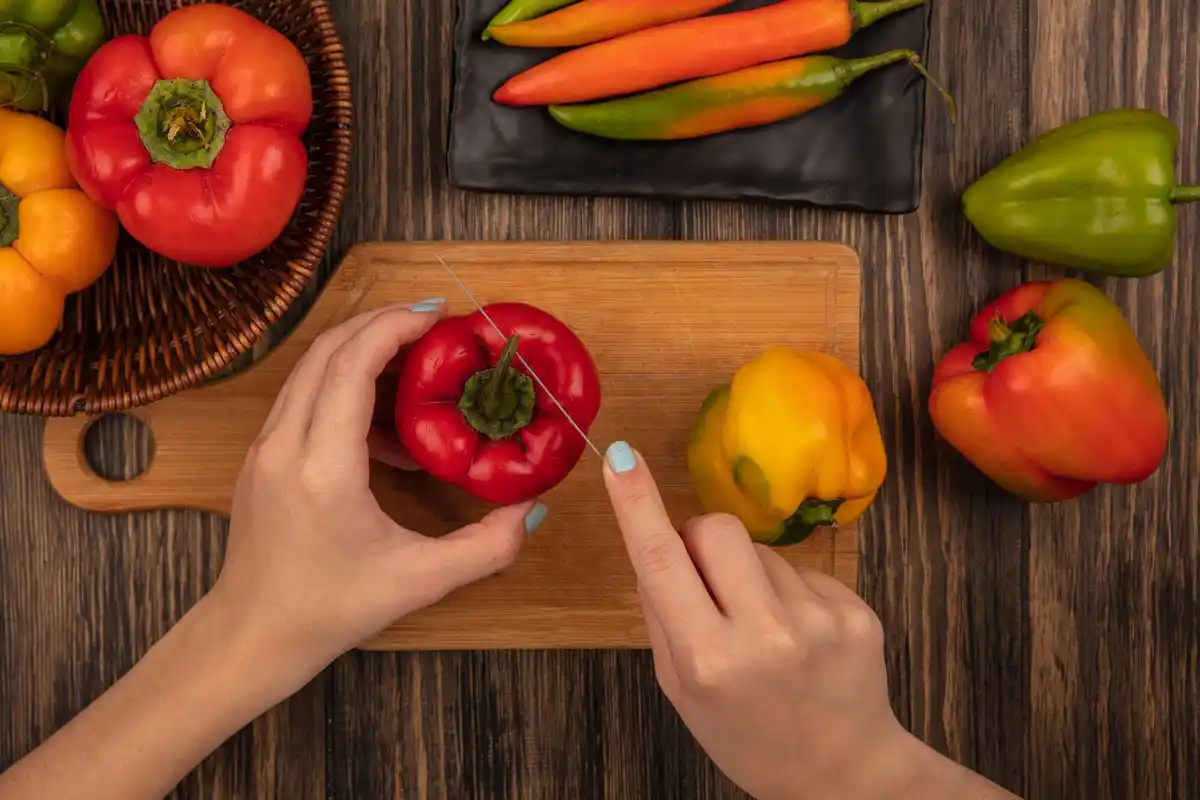 fast way to peel vegetables kitchen lifehacks closeup Dutch style