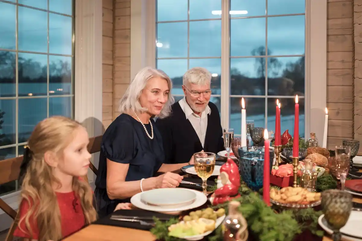 dutch gezelligheid at home dinner table