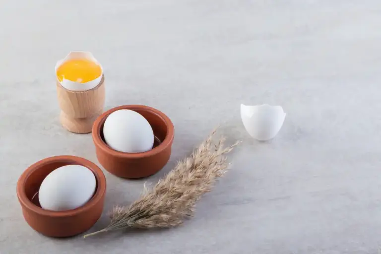 eggshell uses in kitchen and garden