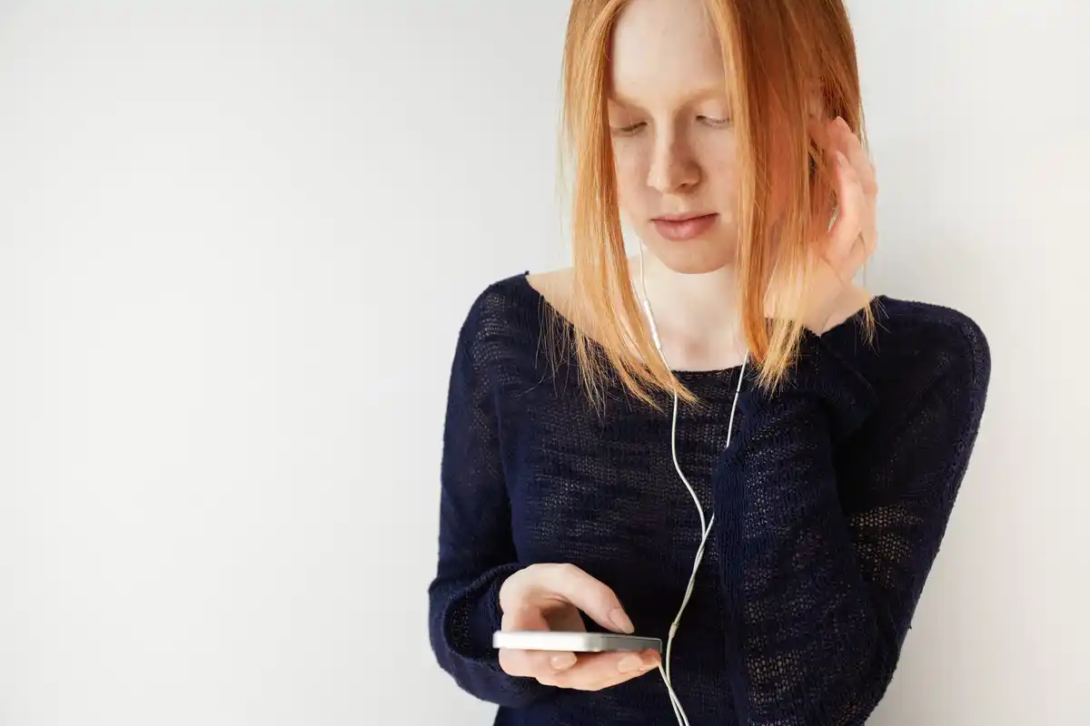 airpods hidden feature live listen