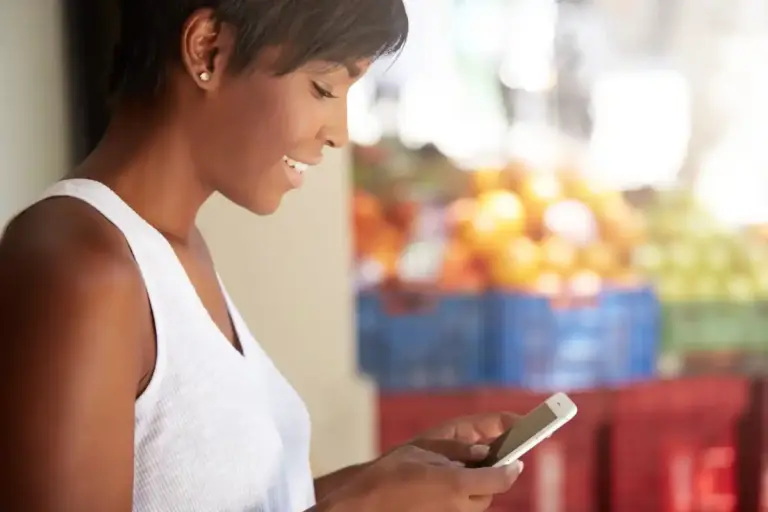 dutch digital payment smartphone supermarket