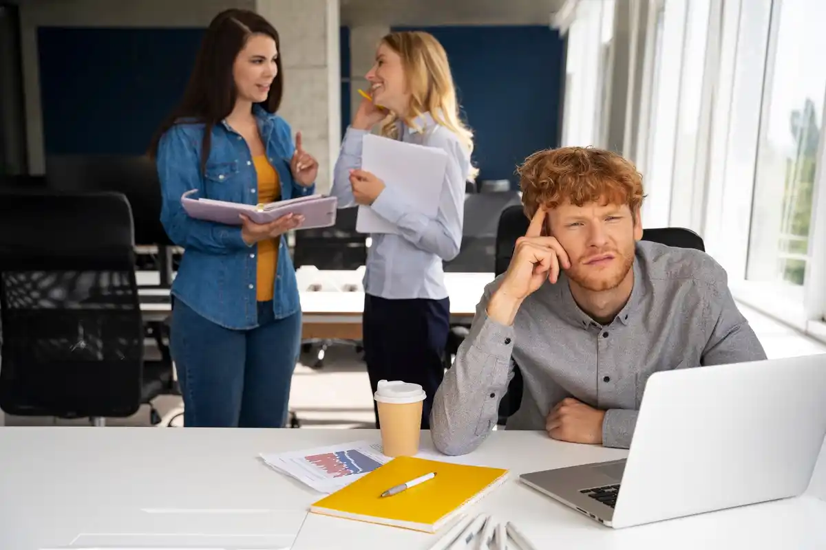 body language miscommunication frustration dutch office