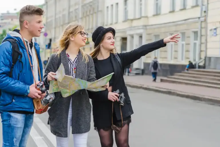 free walking tour group netherlands locals hidden spots