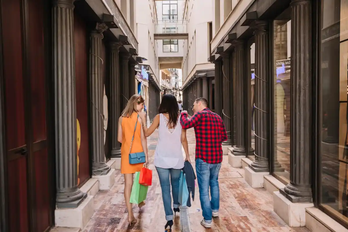 dutch free walking tour group city guide