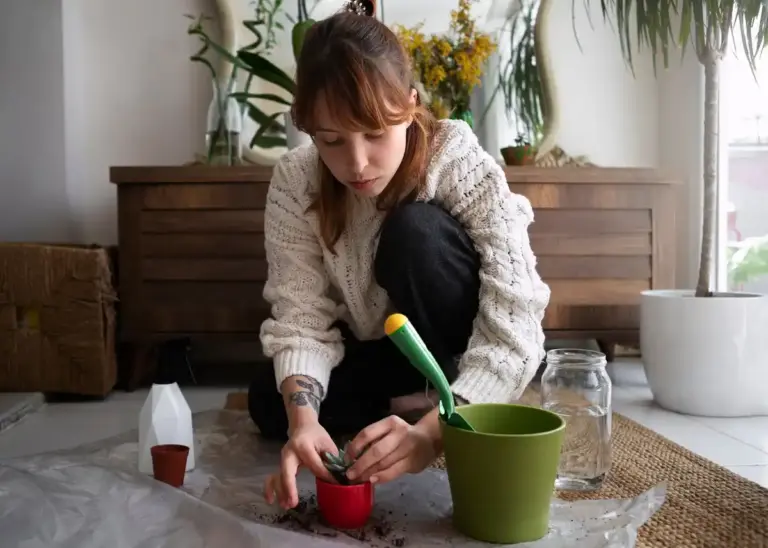 grandmother banana peel plant cleaning Dutch home