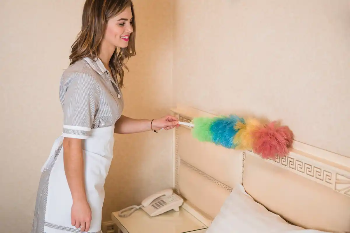 Dutch senior bedroom cleaning routine