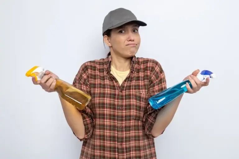 dangerous household cleaners mix