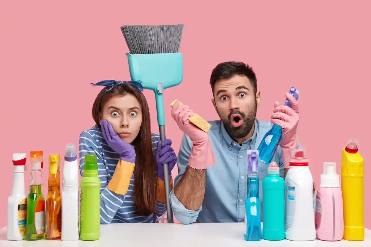 dangerous household cleaners mix