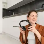headphones life hacks smart unusual use Dutch home