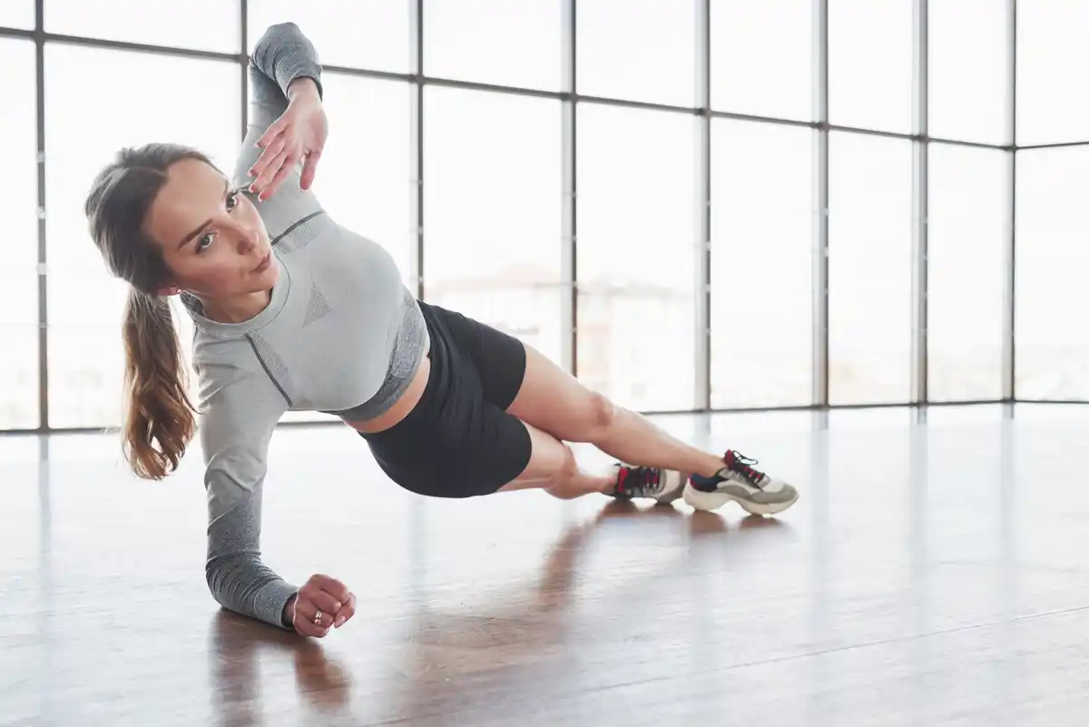 Dutch gym plank exercise real people