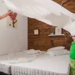 clean mattress with baking soda home bedroom