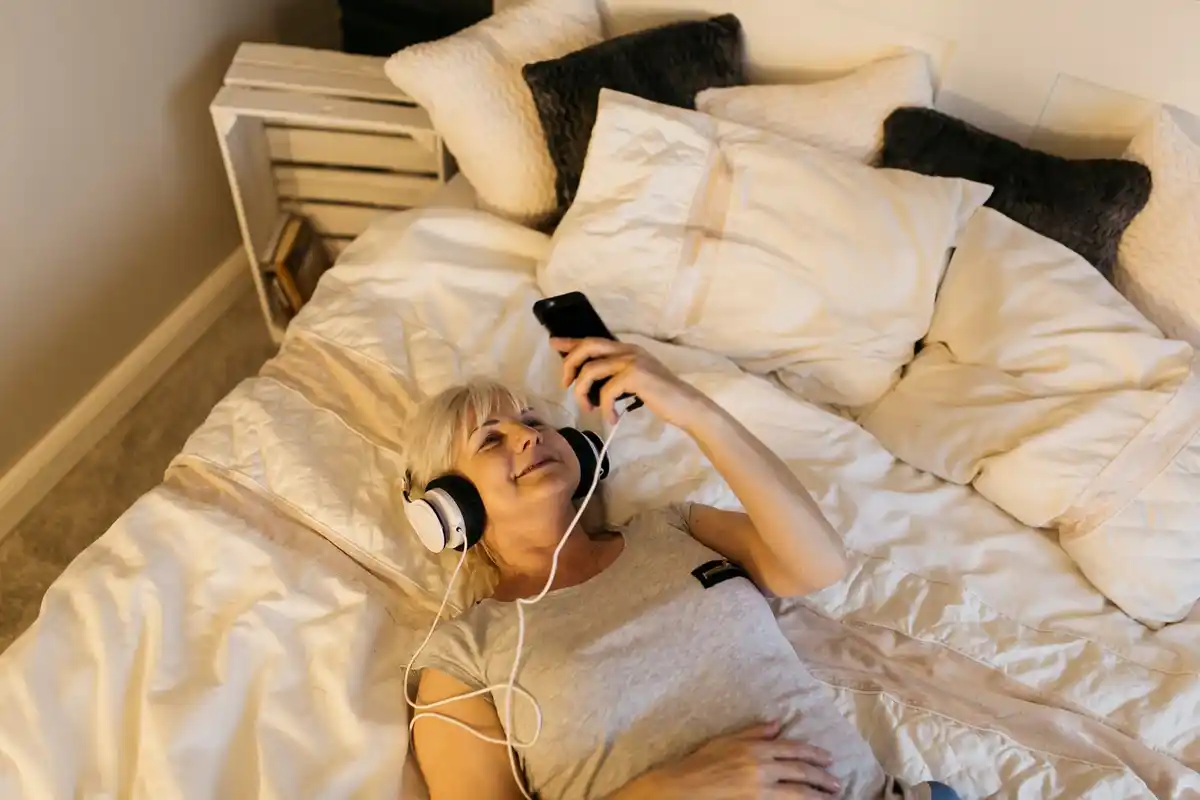 phone charging overnight next to bed Netherlands