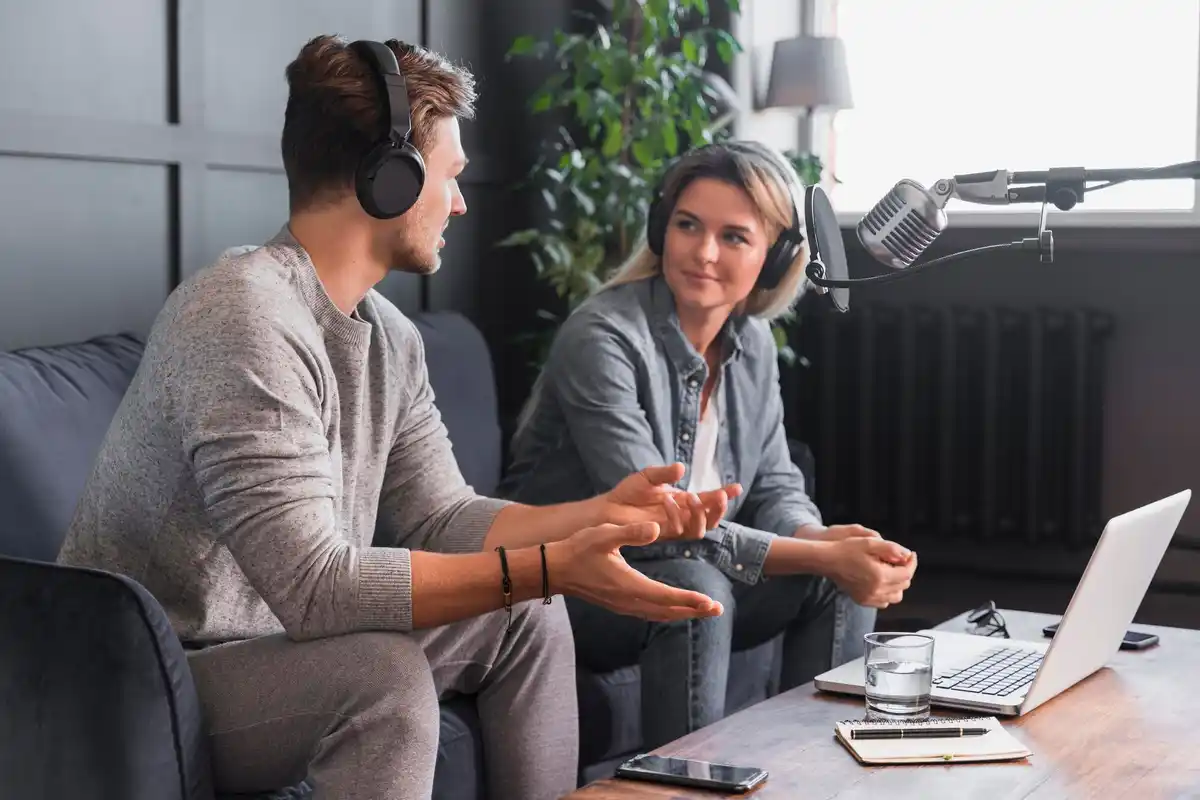 active listening in Dutch office