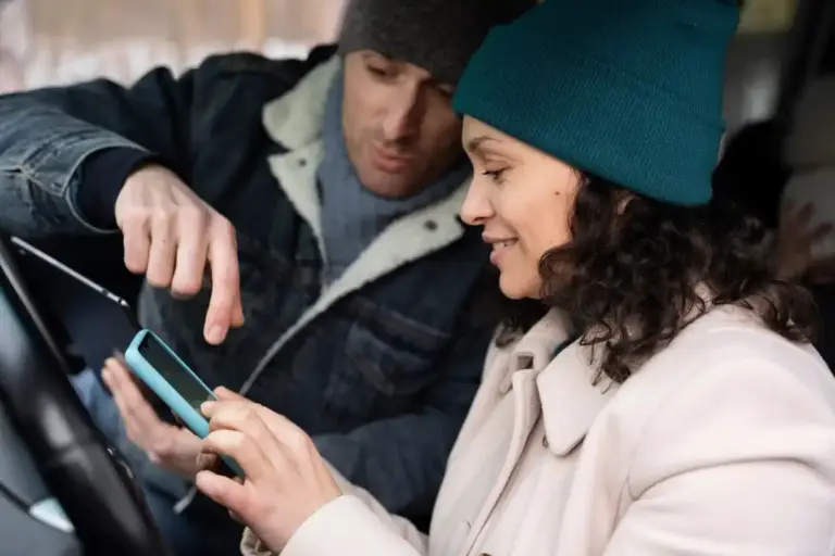 dutch wallet smartphone coins subscription control