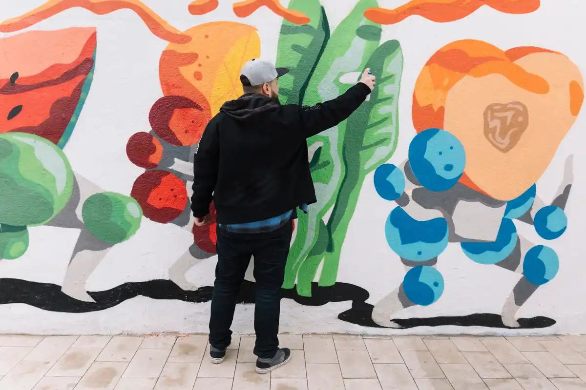 hidden street art in Dutch city