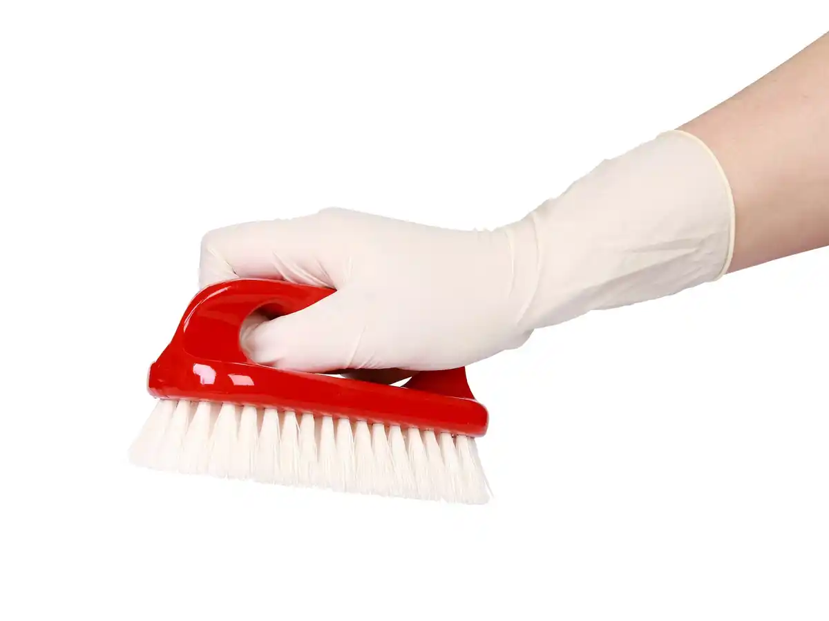 toilet spoon cleaning trick