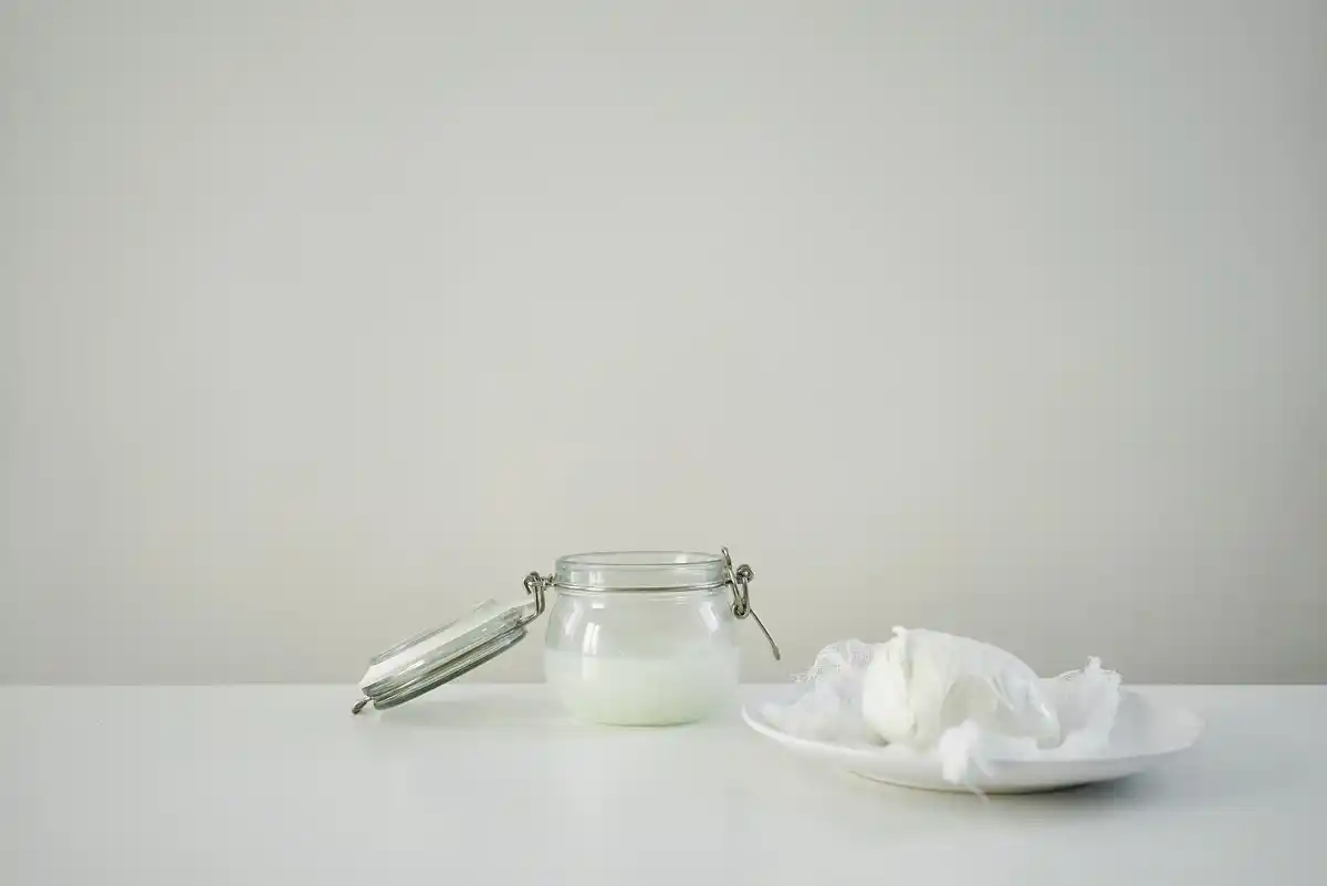 empty yoghurt container beauty hack skin care