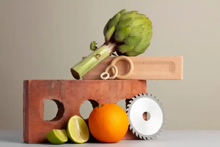 aluminum foil household hack kitchen gardening