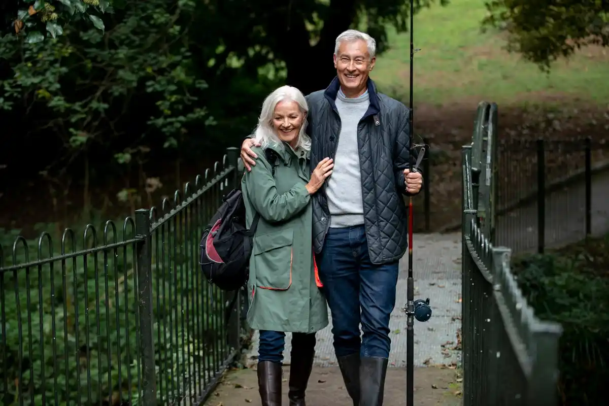 active seniors exploring nature Netherlands