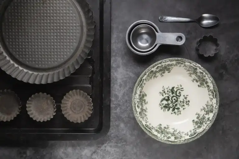 vintage cast iron pan Dutch kitchen
