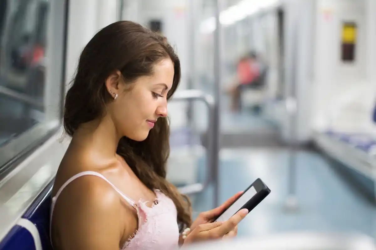 Dutch banking app on smartphone modern