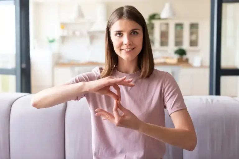 body language signs of manipulation