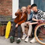 Dutch friends subtle manipulation illustration