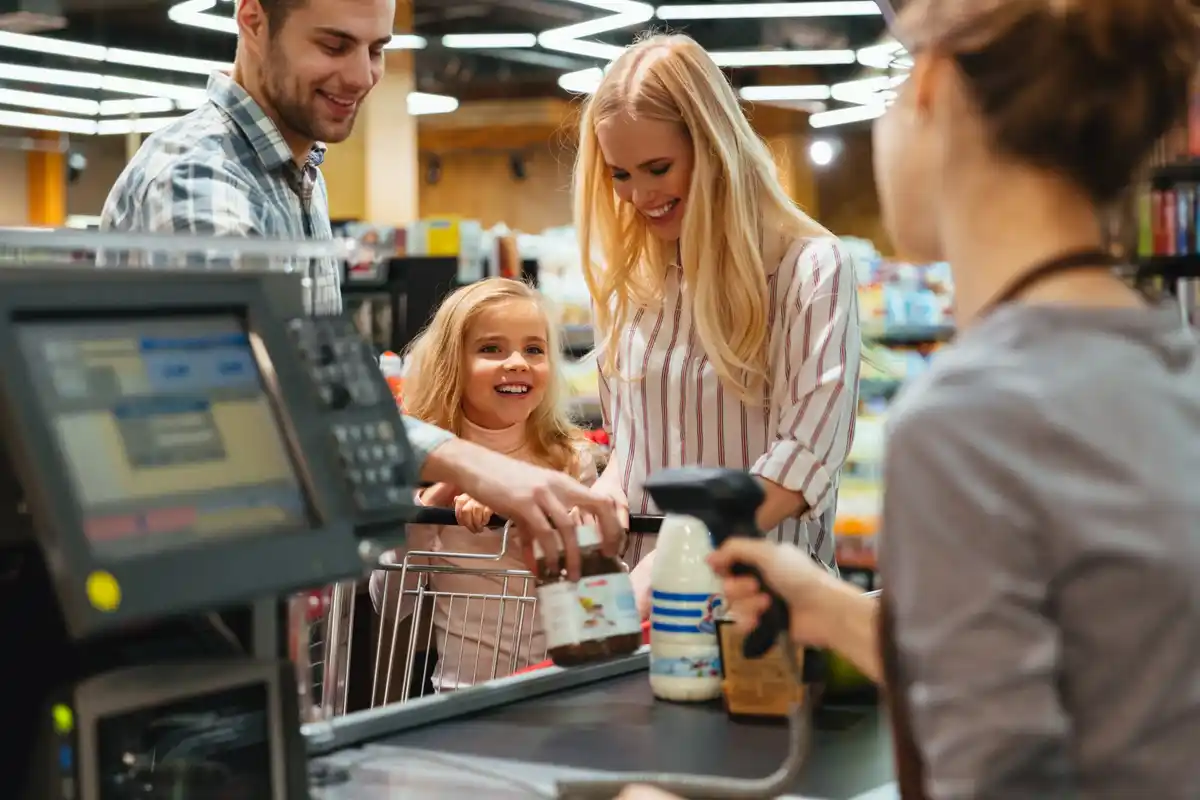 Dutch person paying contactless in supermarket
