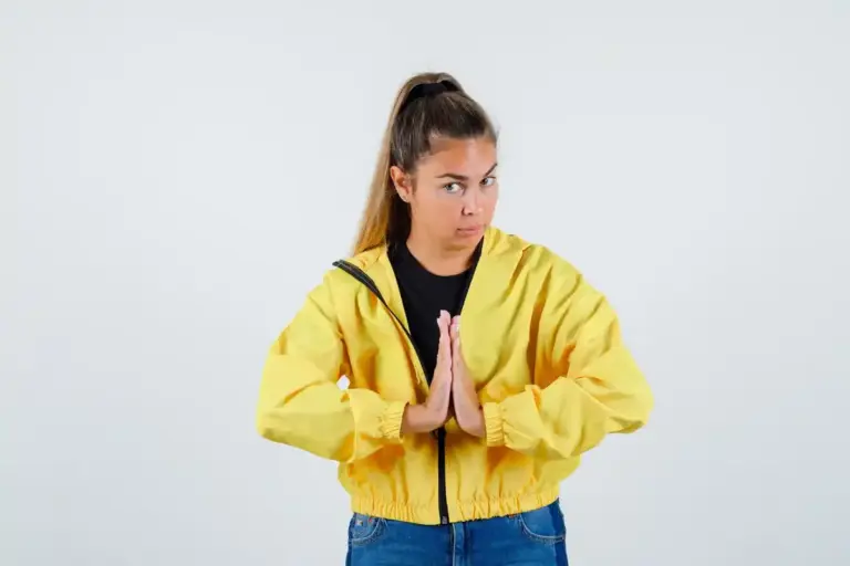 Dutch apology gesture awkward situation
