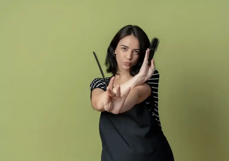 Dutch hairdresser minimal hair care