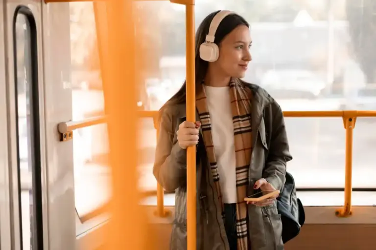 trendy over-ear headphones urban netherlands