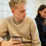 dutch people using whatsapp for conflict resolution