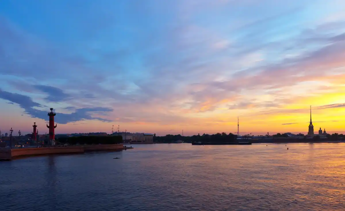 sunrise early morning productivity Dutch city