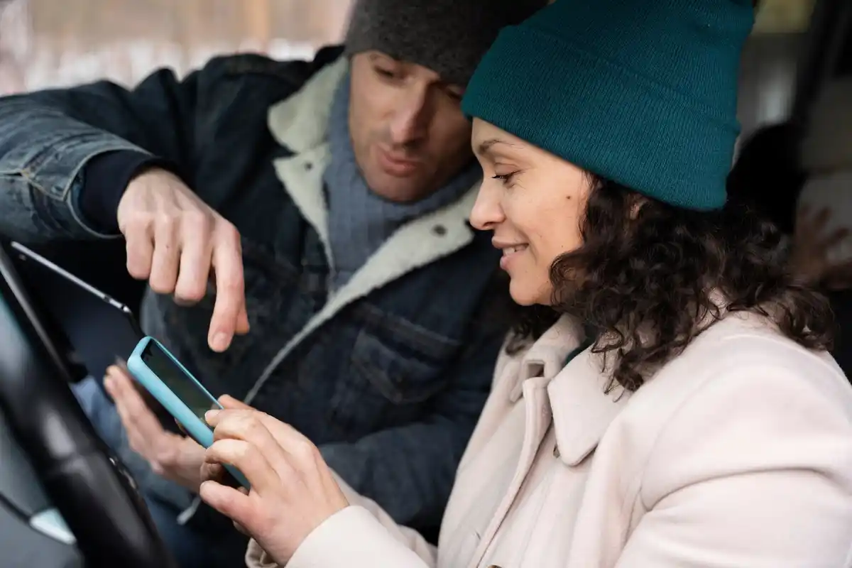 comparing savings accounts Netherlands smartphone