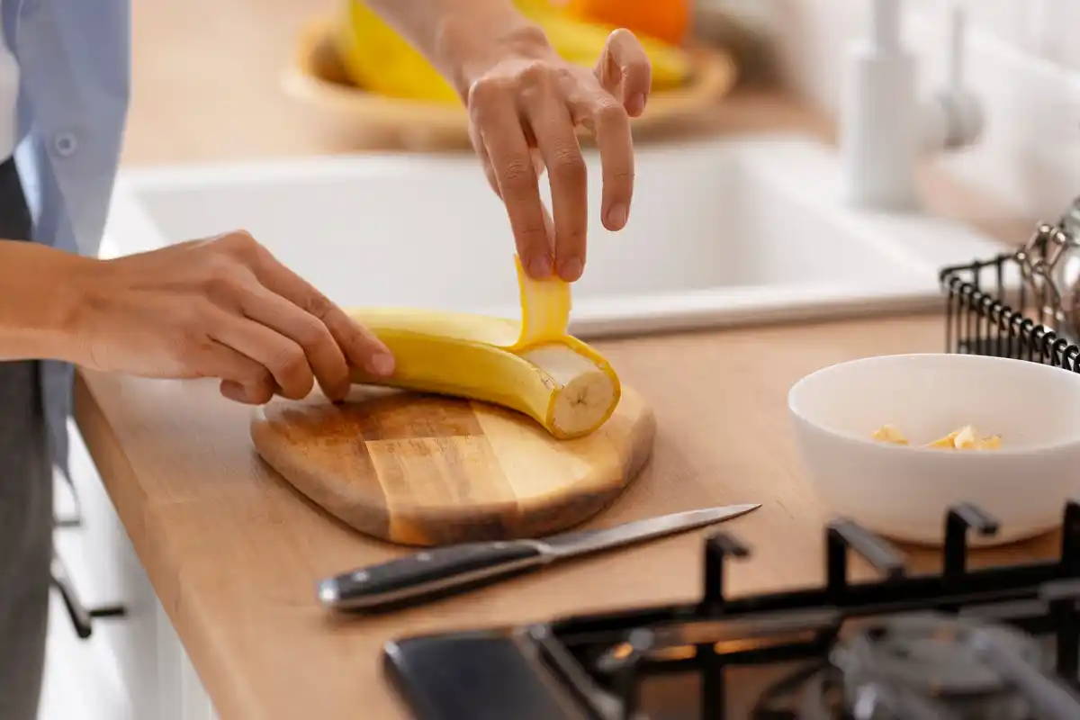 Dutch grandmother cooking banana peel pan meat kitchen