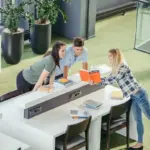 modern Dutch workspace focus training