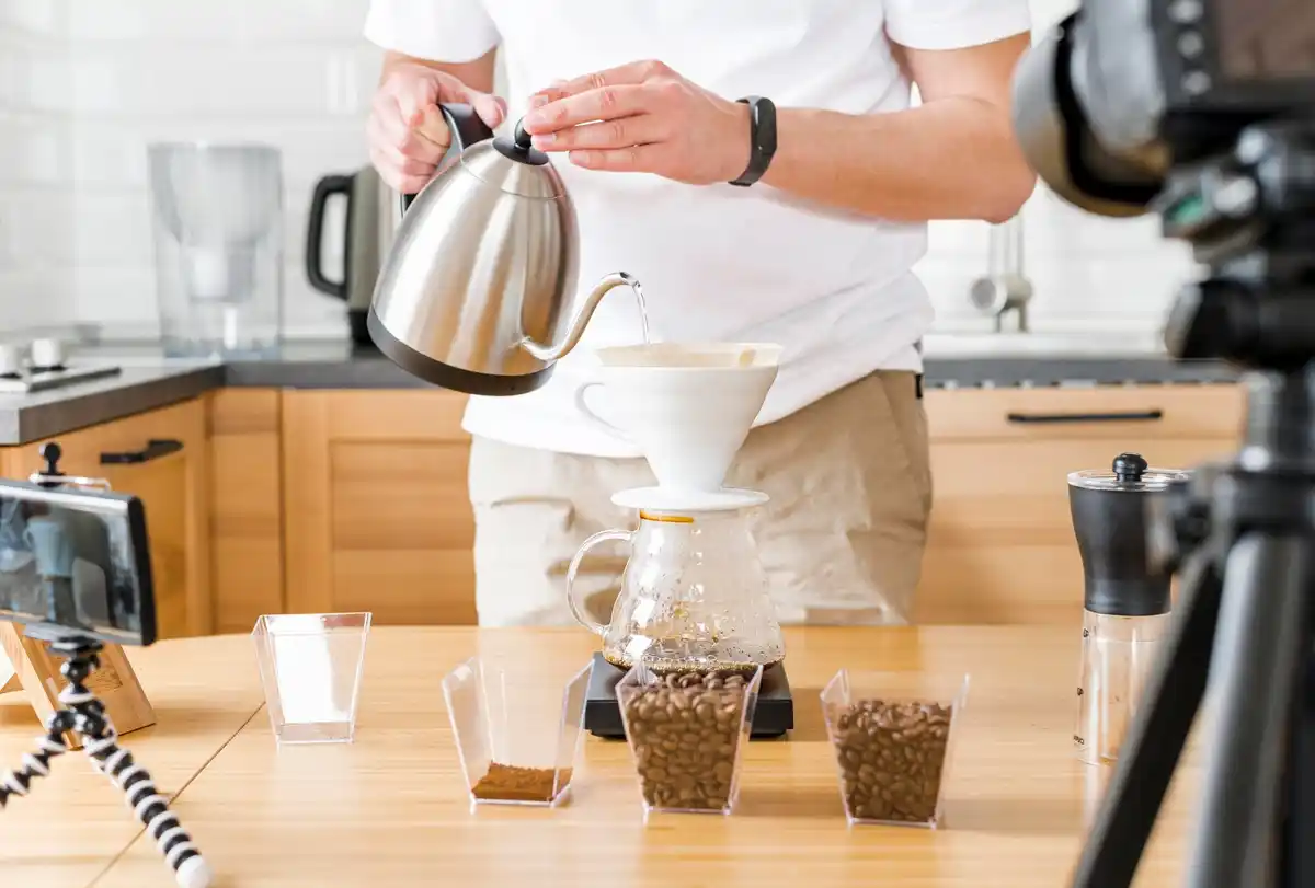 coffee grounds cleaning kitchen pan