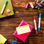 post it notes reading Dutch workspace
