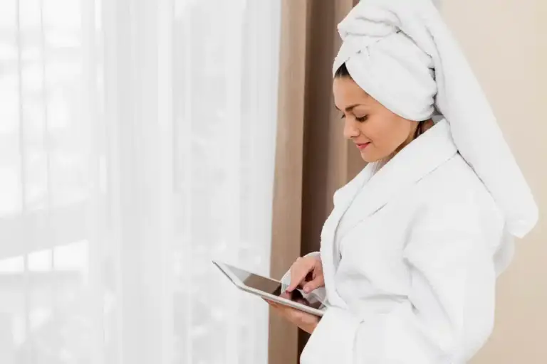 hotel towel soundproof door comfort sleep