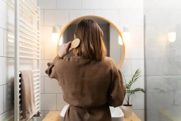 cold shower morning Dutch bathroom lifestyle