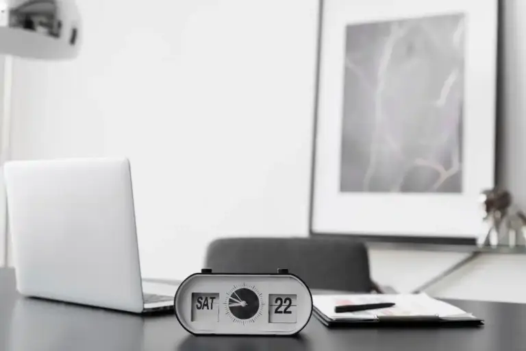 remote work productivity timer desk Dutch home interior