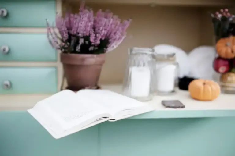 scented memory study room