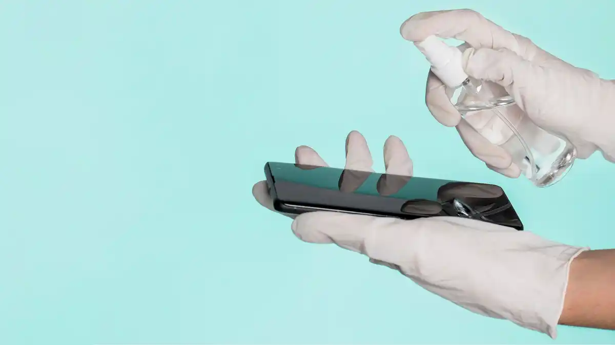 wet smartphone water damage prevention
